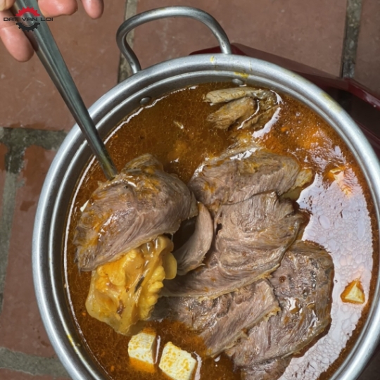 Lẩu Bò Lớn